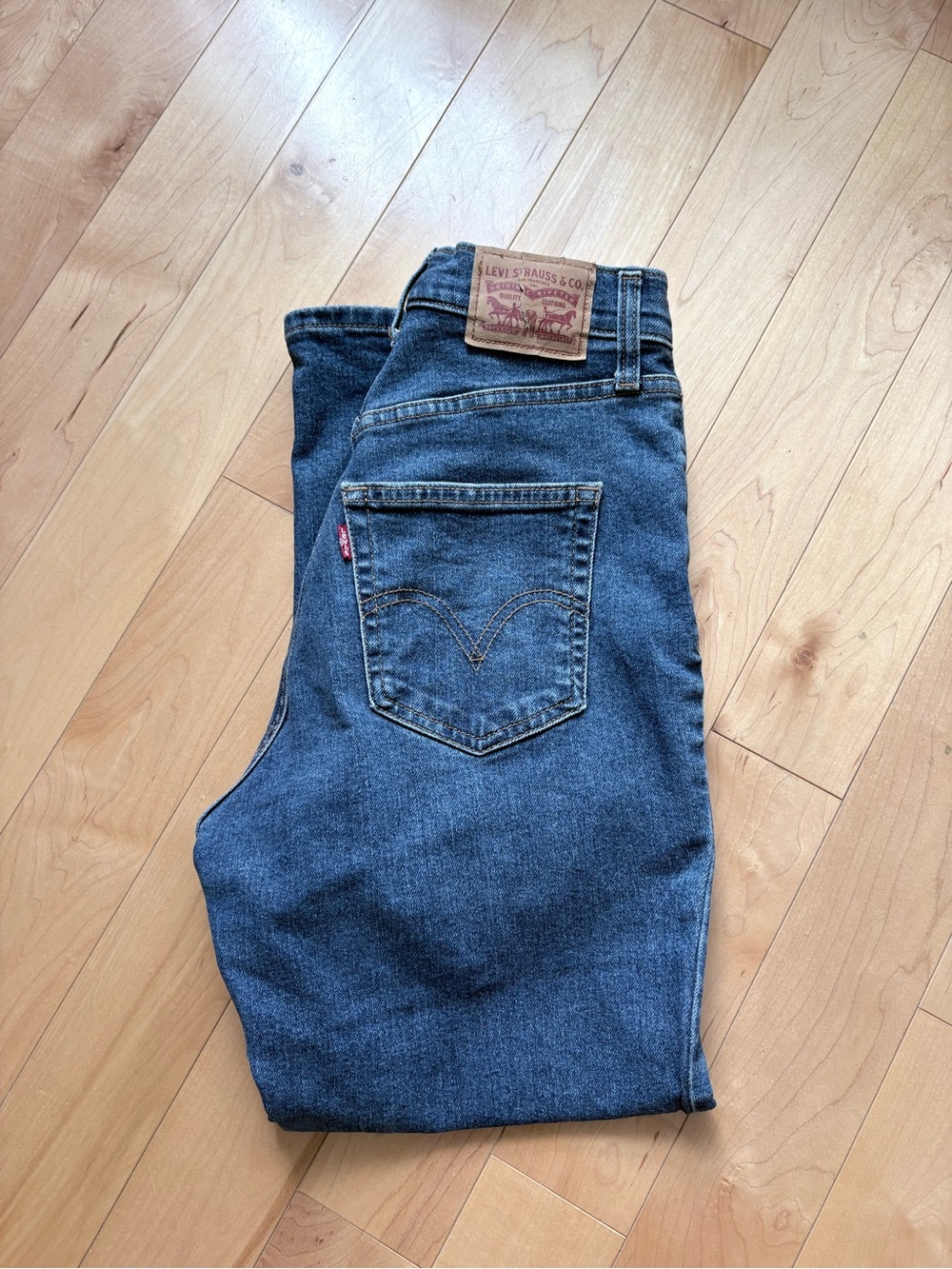 Levi's Men's Dark Blue Straight Jeans